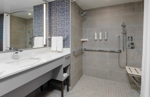 Orlando Hotel | Homewood Suites by Hilton® Orlando-UCF Area