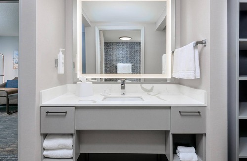 Orlando Hotel | Homewood Suites by Hilton® Orlando-UCF Area