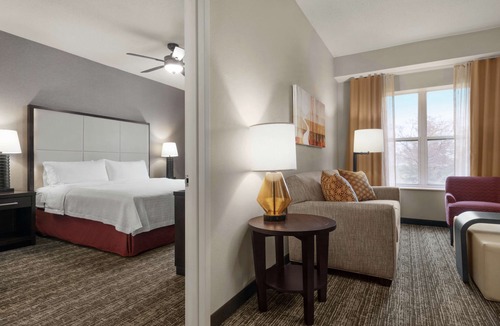 Rochester Hotel | Homewood Suites by Hilton Rochester/Henrietta