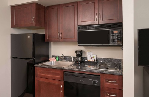 Schaumburg Hotel | Homewood Suites by Hilton Chicago - Schaumburg