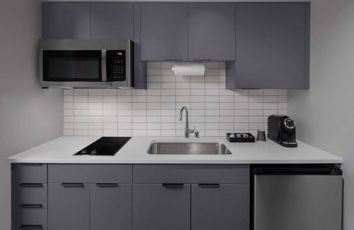 South Arlington Hotel | Homewood Suites By Hilton Grand Prairie At Epiccentral