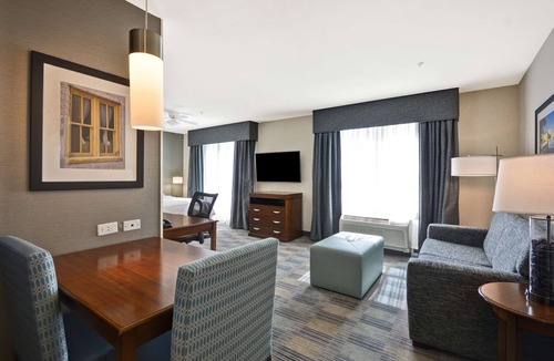 Wilmington Hotel | Homewood Suites Wilmington/Mayfaire