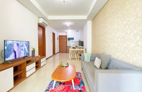 Pluit Apartment | Homey And Comfort 2Br Green Bay Condominium Apartment