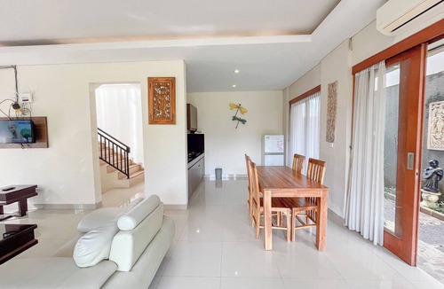 BTDC Apartment | Homey And Magnificent 3Br At Villa Casa De Uli