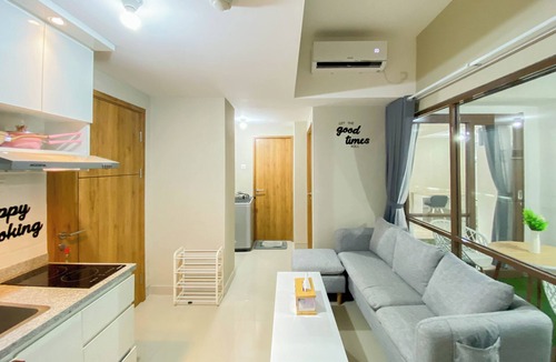 Duren Sawit Apartment | Homey and Nice 1BR at LRT City Jatibening Apartment