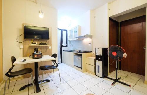 Kebagusan Apartment | Homey and Simply 2BR Kebagusan City Apartment By Travelio