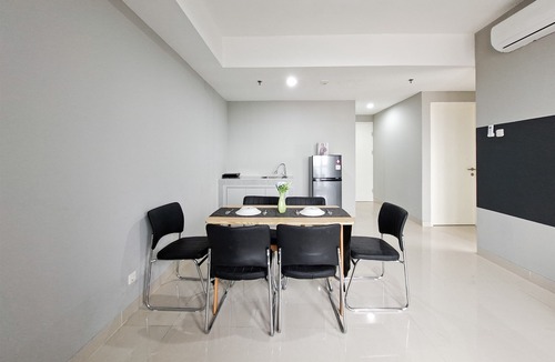 Serpong Apartment | Homey And Spacious 3Br With City View At Apartment The Ayoma