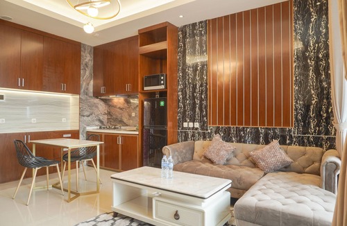 East Kuningan Apartment | Homey And Spacious 2Br At Samara Suites Apartment