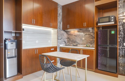 East Kuningan Apartment | Homey And Spacious 2Br At Samara Suites Apartment