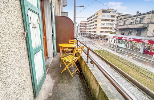 Gaillard Apartment | Homey Blue - Studio/Close to tram/Private balcony