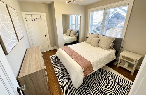 Richmond Heights Condo | Homey Duplex centrally located in St. Louis. Pet- Friendly