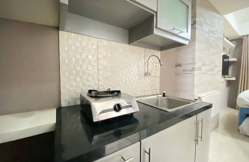 Malabar House | Homey Studio Furnished At Grand Asia Afrika Apartment