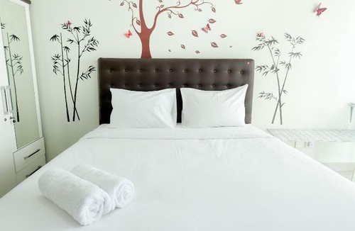 Bekasi Timur Apartment | Homey Studio @ Grand Dhika City Apartment By Travelio