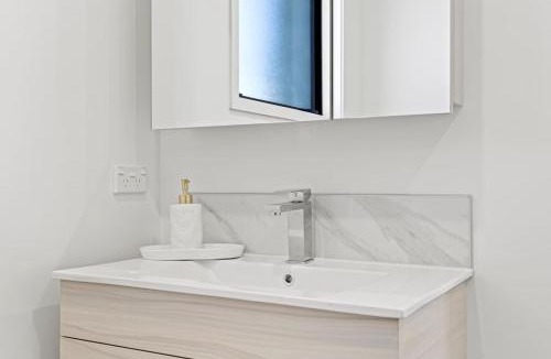 Te Atatu Peninsula House | Homey Te Atatu Stay