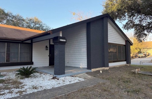 Hill Country House | Homie House In San Antonio