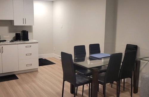 Moncton House | Hommie Basement Suite in Moncton
