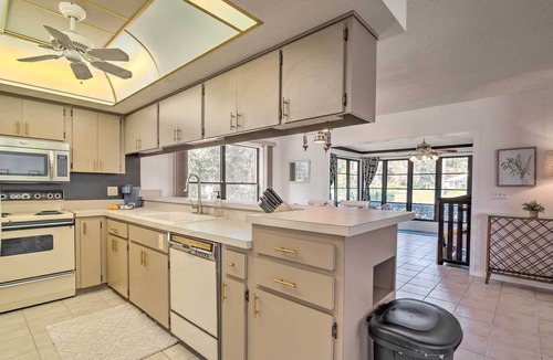 Sugarmill Woods House | Homosassa Getaway - Patio, Golf Course Views!