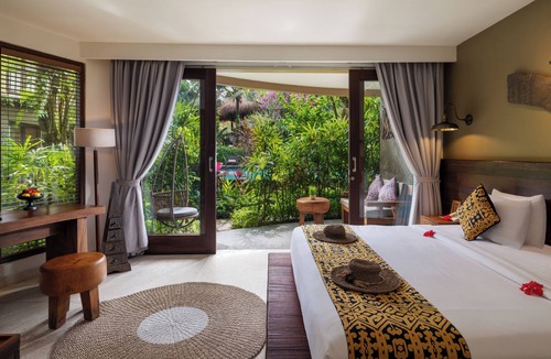 Melayang Resort | Honai Resort