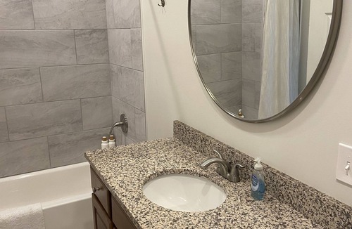 Honesdale Apartment | Honesdale Historic District 2BR+ Apartment