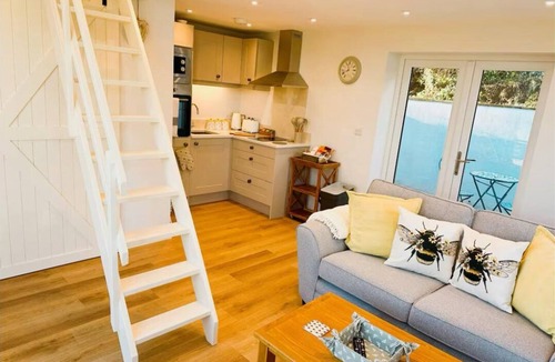 Kingswood House | Honey Bee Cottage, Tiny House, Welshpool