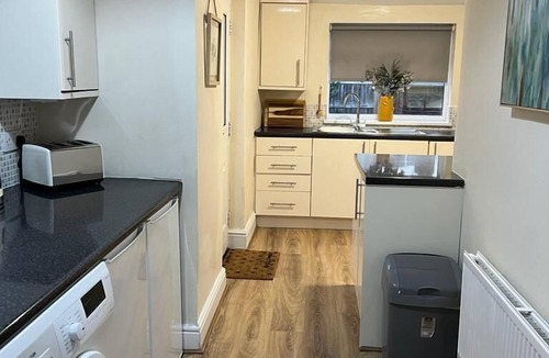 Redcar House | Honey Bee House - Redcar