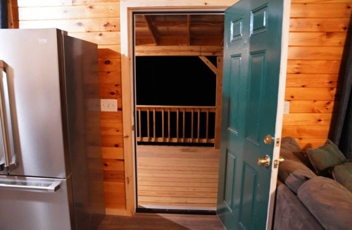 Watertown Cabin | Honey Holenn