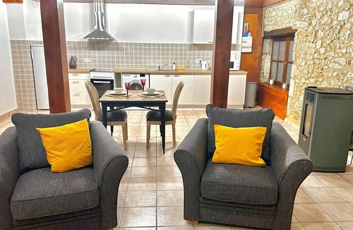 Roumagne Other | Honey House – Romantic Countryside Escape