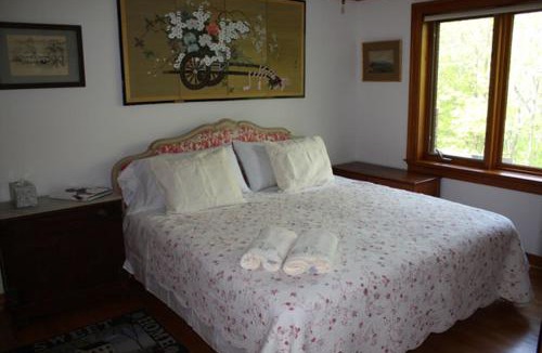 Bedford Bed & Breakfast | Honey Maple Grove BnB