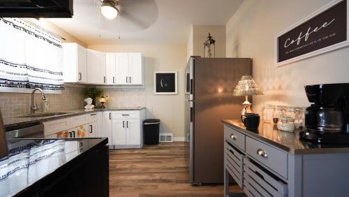 Novi House | Honey Pot House