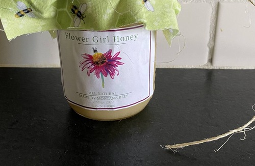 Creston House | Honey's Place Hideaway