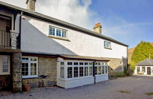 Newton Abbot House | Honeybags-Uk12422