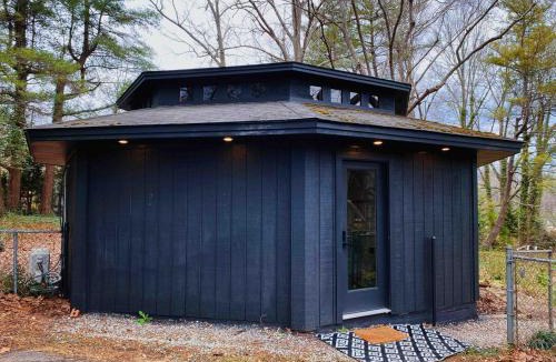 Travelers Rest House | Honeymoon Hollow