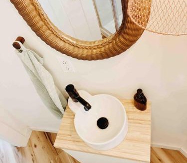 Travelers Rest House | Honeymoon Hollow