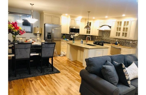 Westbrook Apartment | Honeymoon Secret A