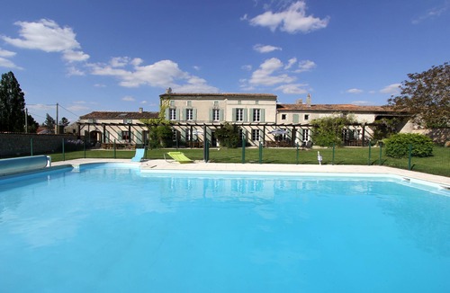 Mortagne-sur-Gironde House | HONEYSUCKLE * 144m2