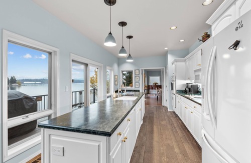 Hayden View Estates House | Honeysuckle Beach Retreat - Waterfront