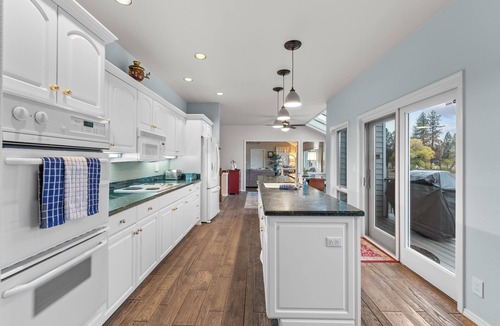 Hayden View Estates House | Honeysuckle Beach Retreat - Waterfront