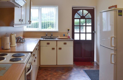 Torquay Cottage | Honeysuckle Bungalow