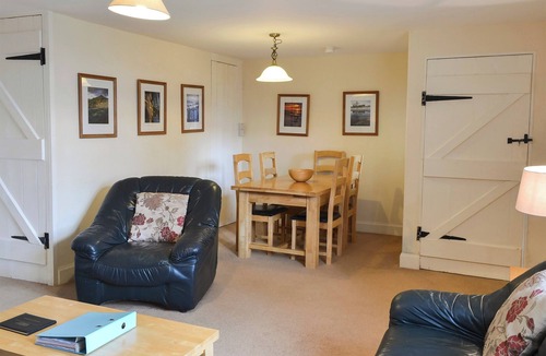 South Charlton Cottage | Honeysuckle cottage - 23227