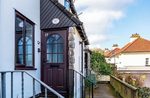 Beer House | Honeysuckle Cottage - Beer