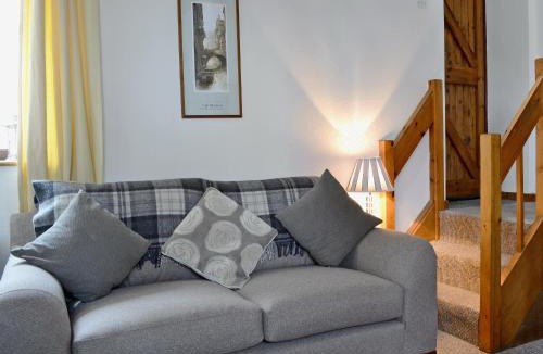 Nercwys House | Honeysuckle Cottage