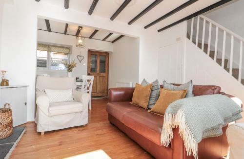 Scawton House | Honeysuckle Cottage