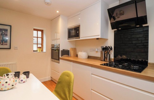 Compton Dundon Cottage | Honeysuckle Cottage