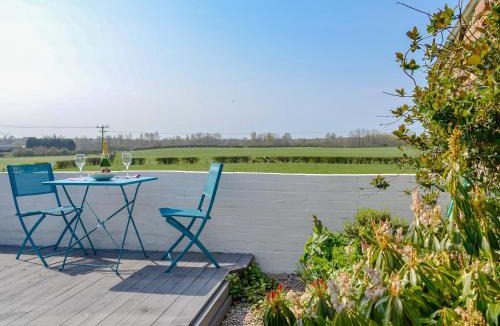 Irvine House | Honeysuckle Cottage