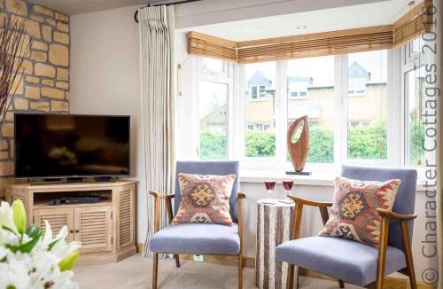 Sibford Gower House | Honeysuckle Cottage Middle Tysoe