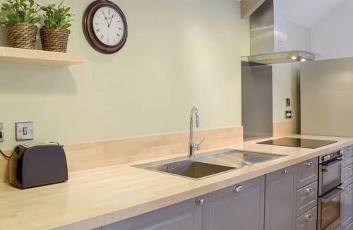 Stackpole Cottage | Honeysuckle Cottage-UKC3194