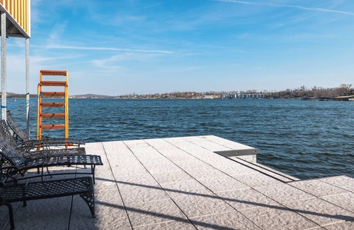 Gravois Mills House | Honeysuckle House-Luxury 5BR&Loft Lakefront-King Suites-Chef Kitchen-Custom Dock