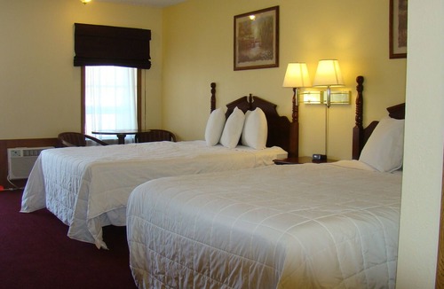 Mountain View Hotel | Honeysuckle Inn - Mountain View