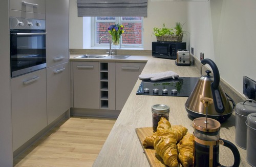 Astbury Cottage | Honeysuckle - Stunning Barn Conversion With Access to Heated Indoor Pool