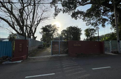 Tanjung Pelandok Villa | Honlim villa homestay